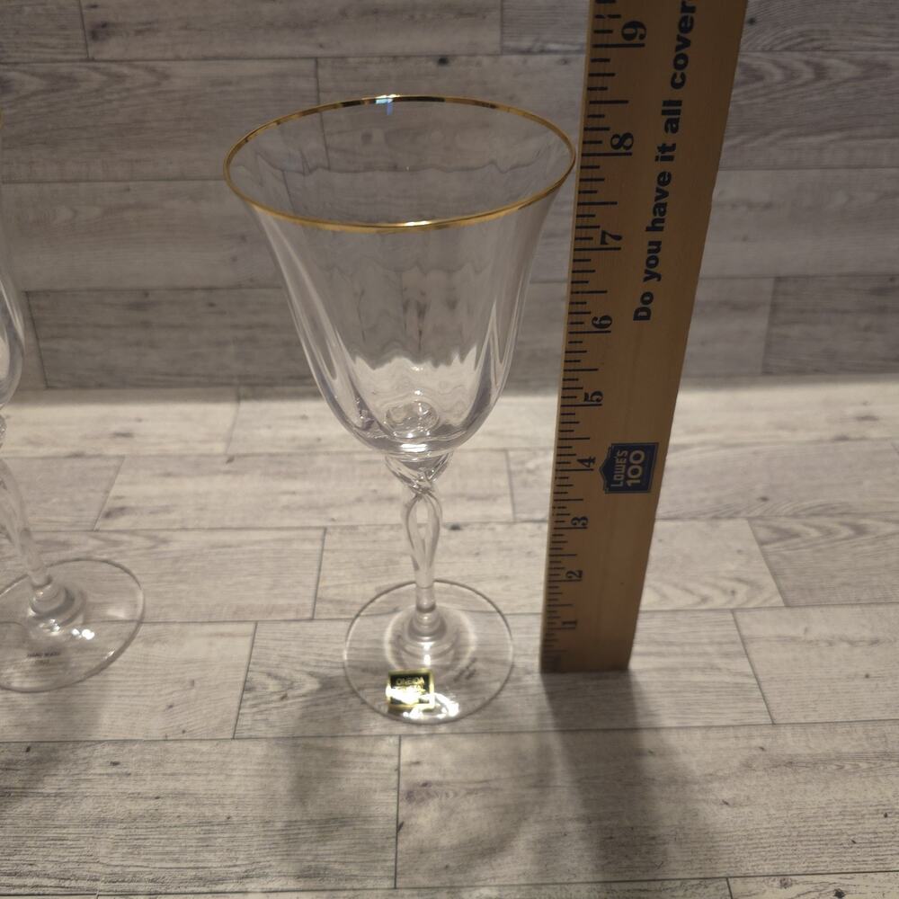 Set of 2 Oneida Crystal Chateau Gold 8" Tall Wine Glasses Retired Twisted Stem - Picture 7 of 9
